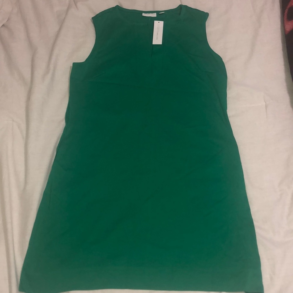 Solid Split Neck Shift Dress